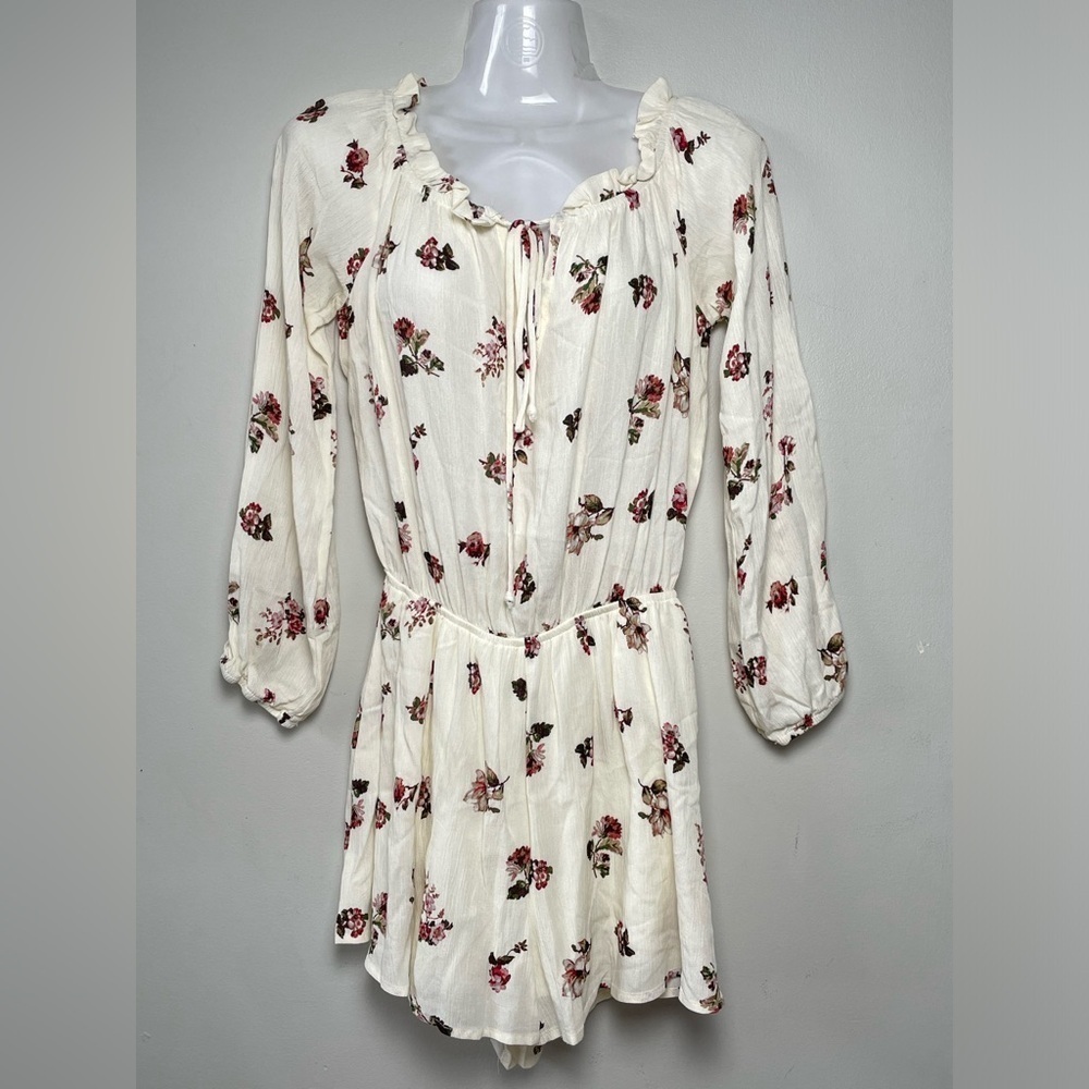 altar'd state Ivory White Floral Romper Women Sz M Cottagecore Beach Travel